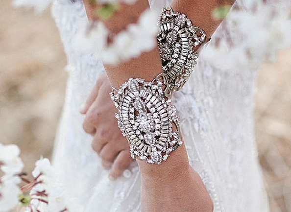 SAMANTHA WILLS LAUNCHES AFTER DUSK BRIDAL COLLECTION