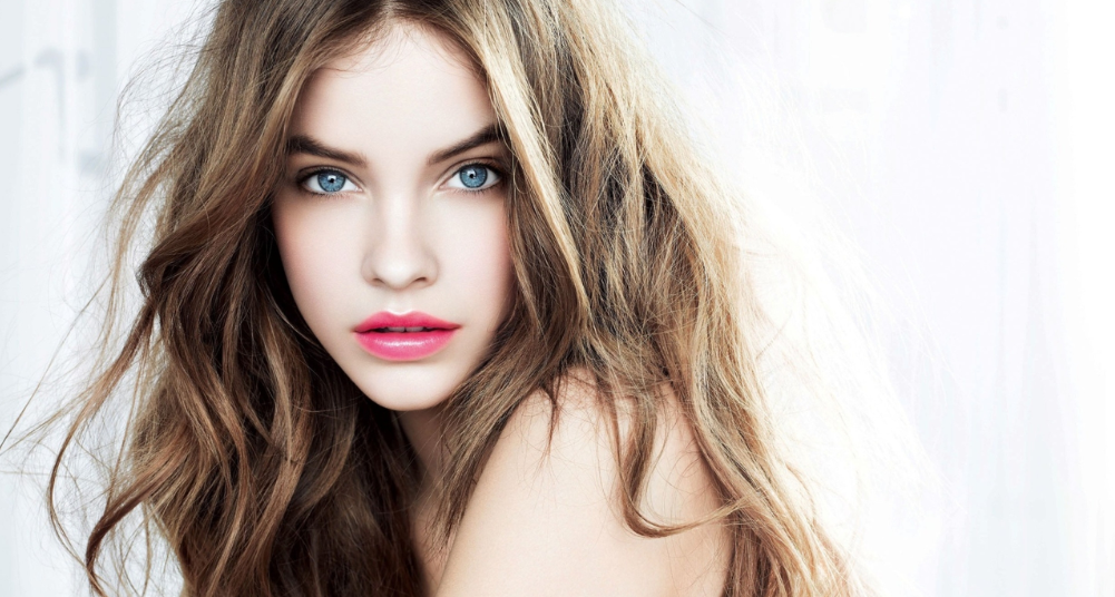 SPRING RACING CARNIVAL MUST HAVE MAKEUP PRODUCTS