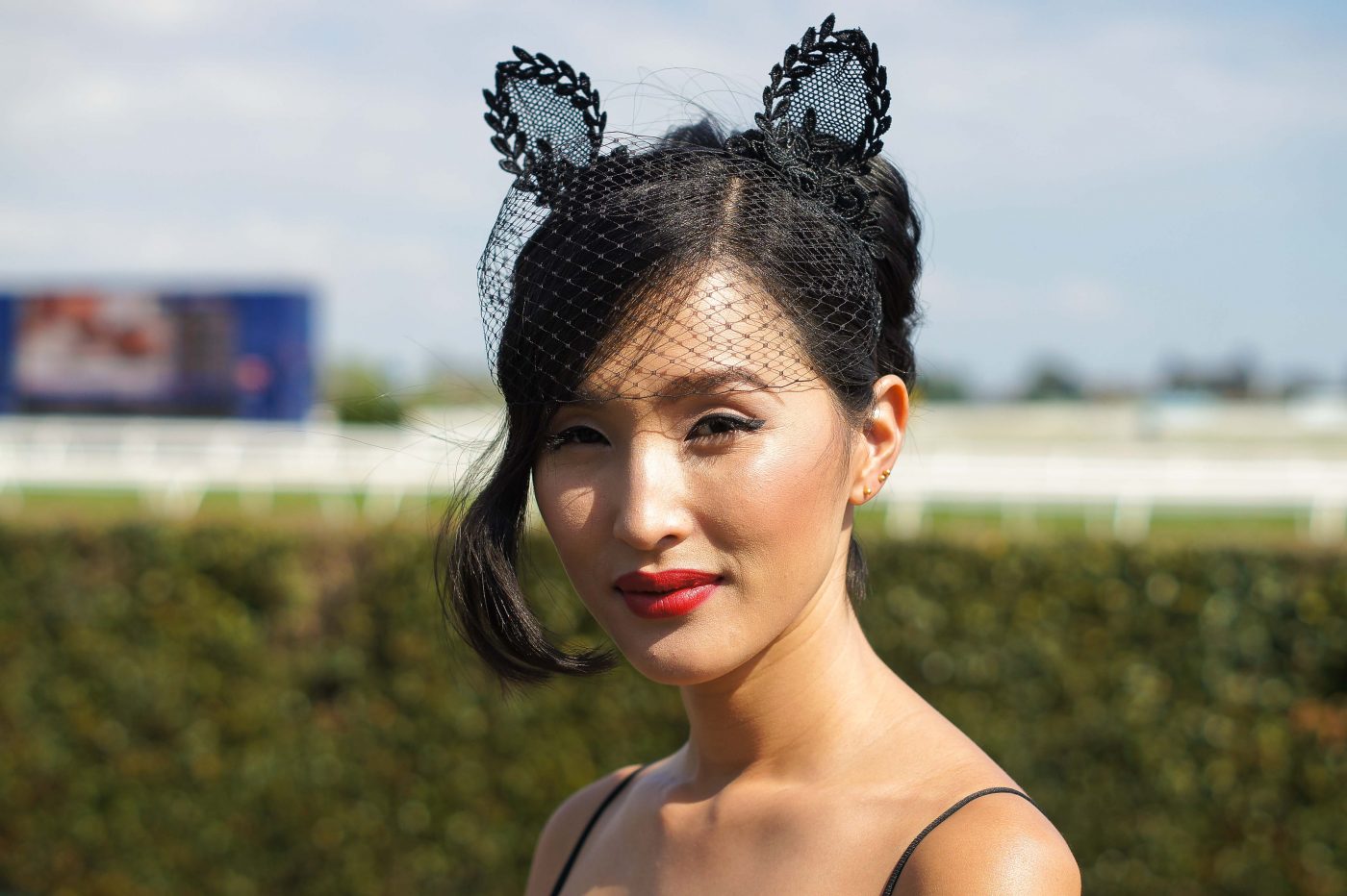 BLUE SAPPHIRE LADIES LUNCHEON STREET STYLE