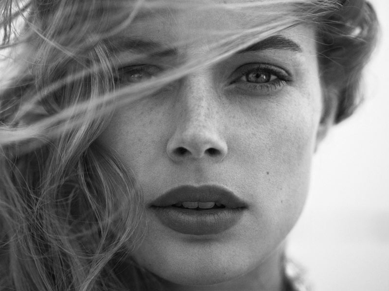 WHY YOUR SKIN NEEDS JOJOBA