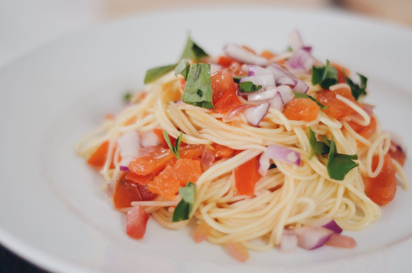COUTURING COOKS: BRUSCHETTA PASTA (VIDEO)