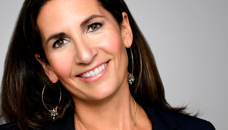 BOBBI BROWN ON HOW TO CREATE A BEAUTY EMPIRE