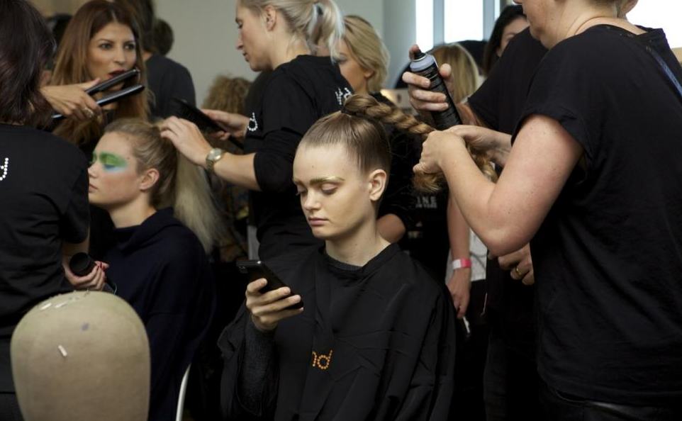 BACKSTAGE BEAUTY: MBFWA15 DAY 5