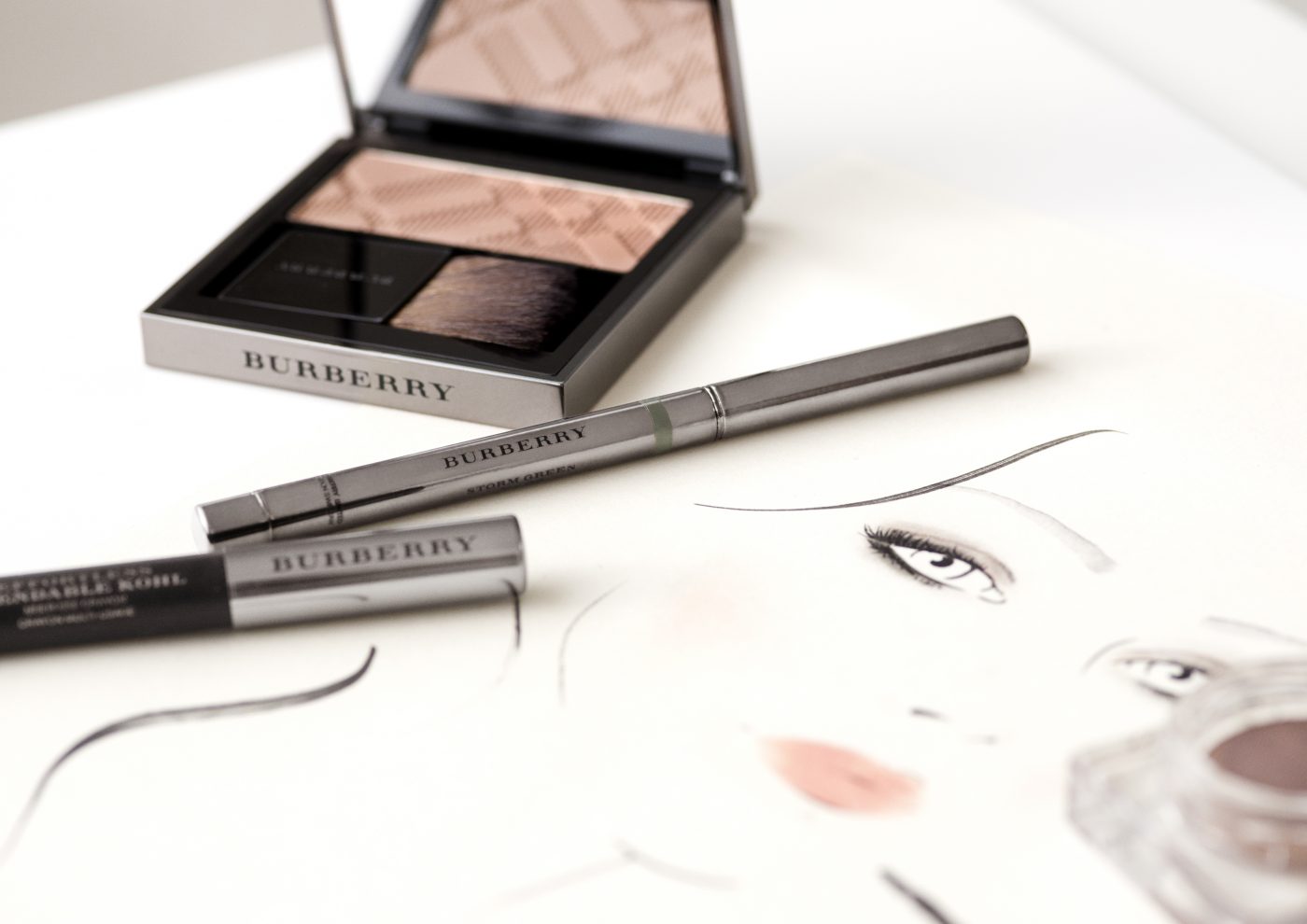 SS16 FASHION WEEK: THE BEST BEAUTY LOOKS FROM AROUND THE WORLD