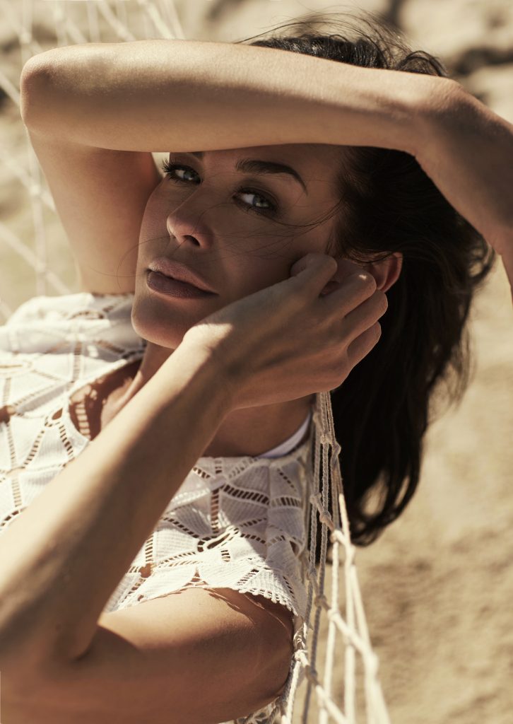 TOP TIPS FOR KEEPING YOUR HAIR HOT AND HEALTHY THIS SUMMER