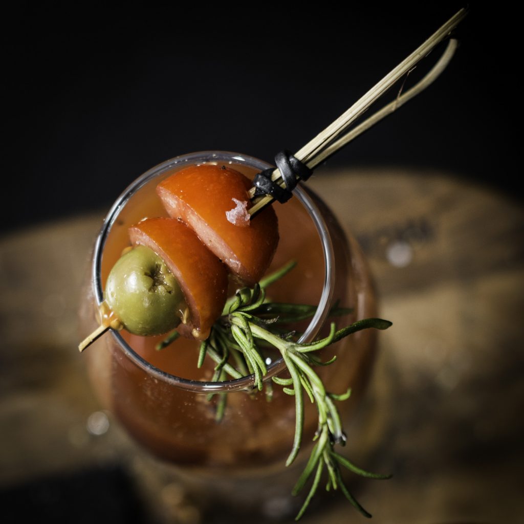 COCKTAILS THAT WILL TREAT YOUR SENSES THIS WINTER AT OM NOM