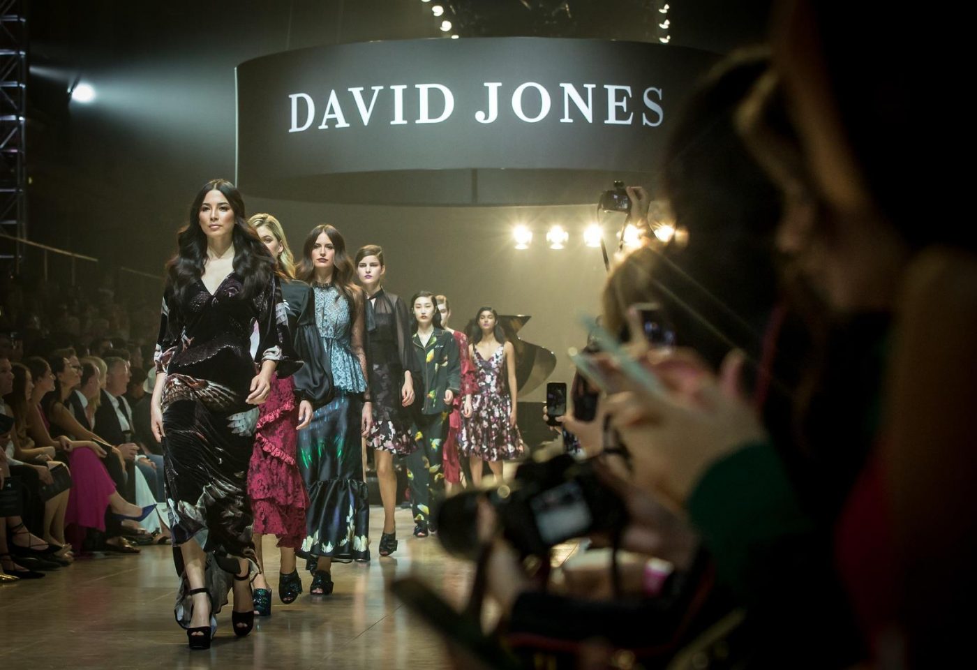 VAMFF 2017: GALA RUNWAY PRESENTED BY DAVID JONES