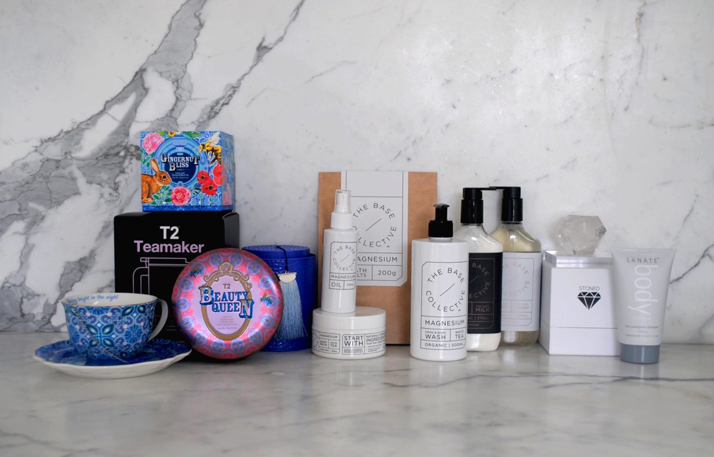 WIN A $460 MOTHER’S DAY PRIZE PACK