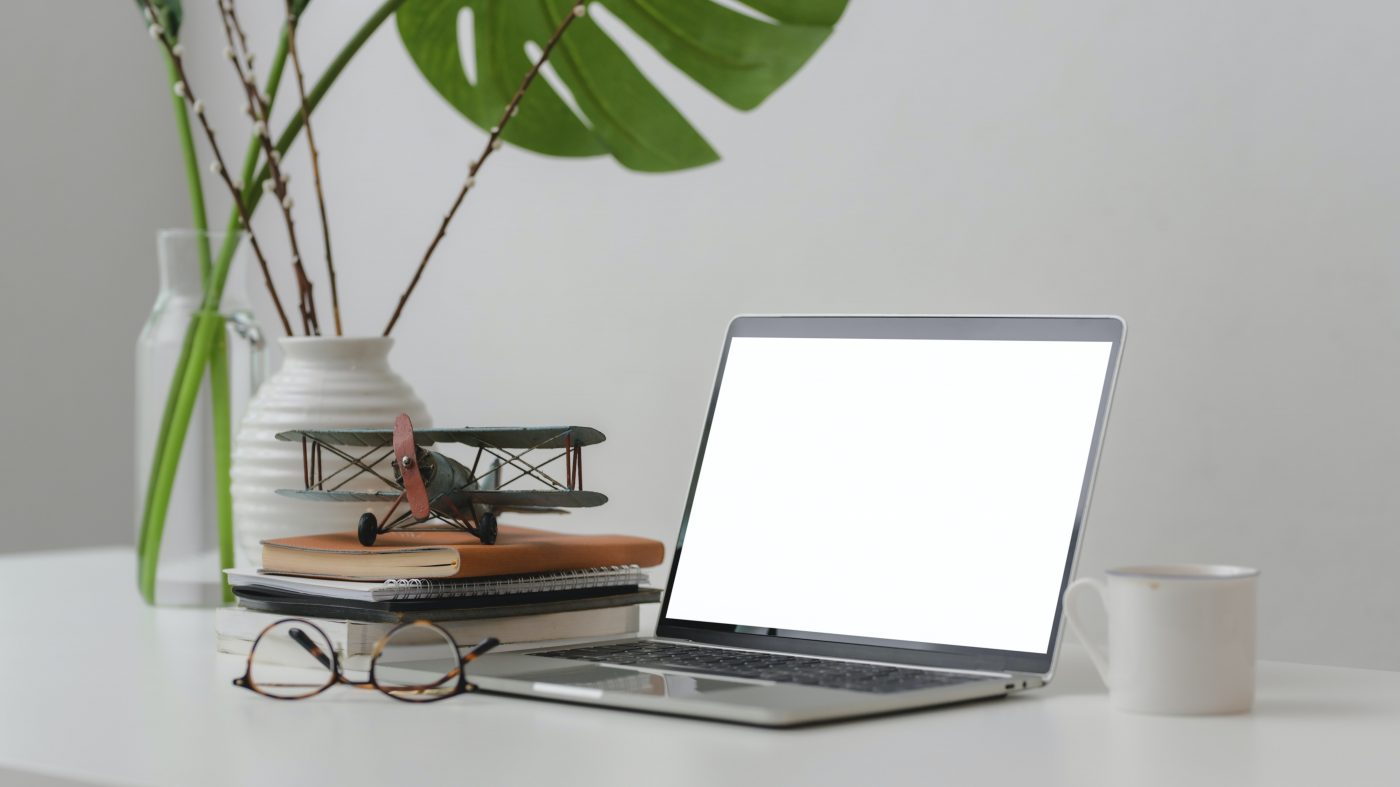 WORKING AT HOME? HELPFUL TIPS TO HELP YOU THROUGH THE WORKING WEEK