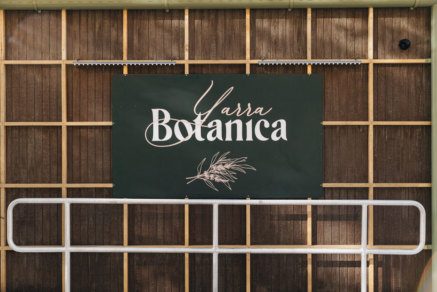 MELBOURNE’S NEWEST FLOATING BAR AND EATERY – YARRA BOTANICA OPENS THIS WEEK